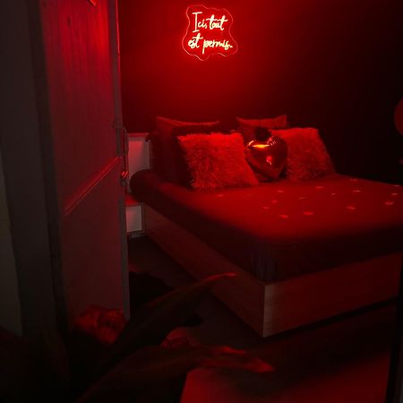 Eden House, Cocon Sensuel Et Romantique Avec Jacuzzi Carpentras Exteriör bild